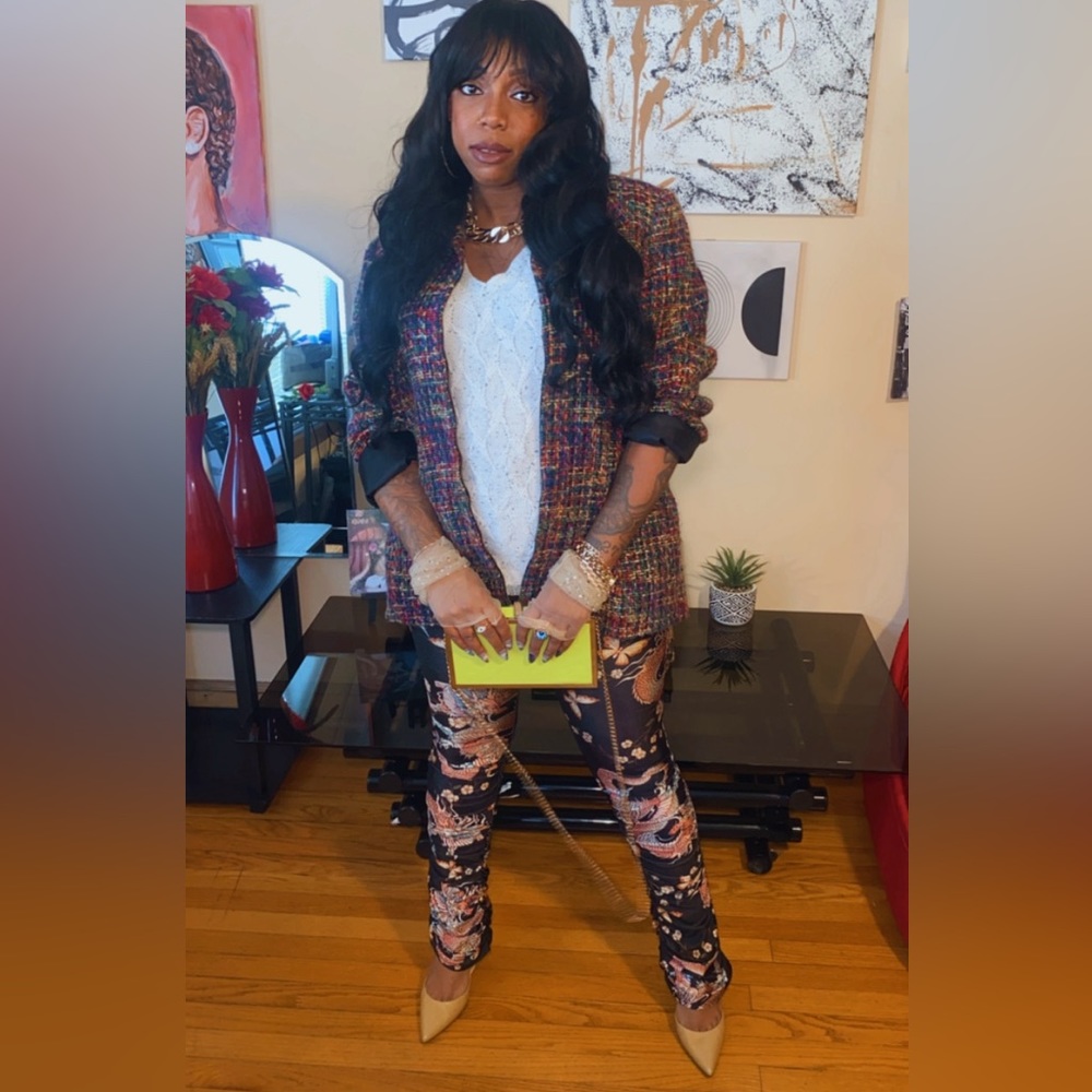 Selling a two piece jacket/pant set - Picture 4 of 4